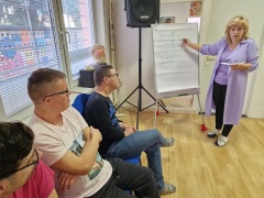 vzdelavanie-svet-pod-lupou01