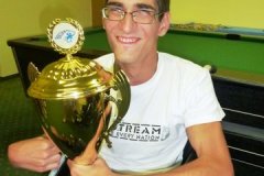 Nikdy sa nevzdávaj - Leto 2010 