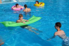 Nikdy sa nevzdávaj - Leto 2011