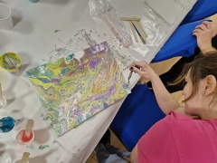 vytvarka-dospeli-pouring-art05